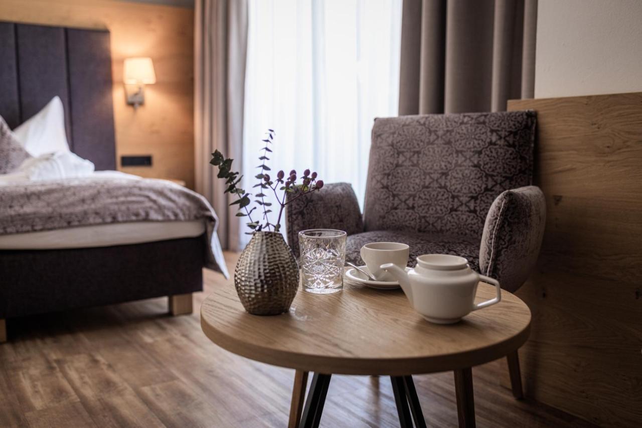 Hotel Sonnegg Заалбах-Хинтерглем Екстериор снимка
