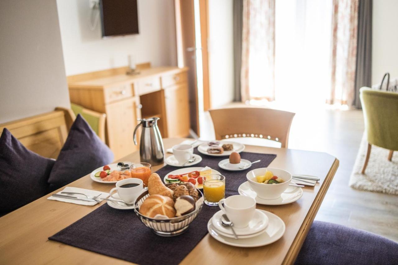 Hotel Sonnegg Заалбах-Хинтерглем Екстериор снимка