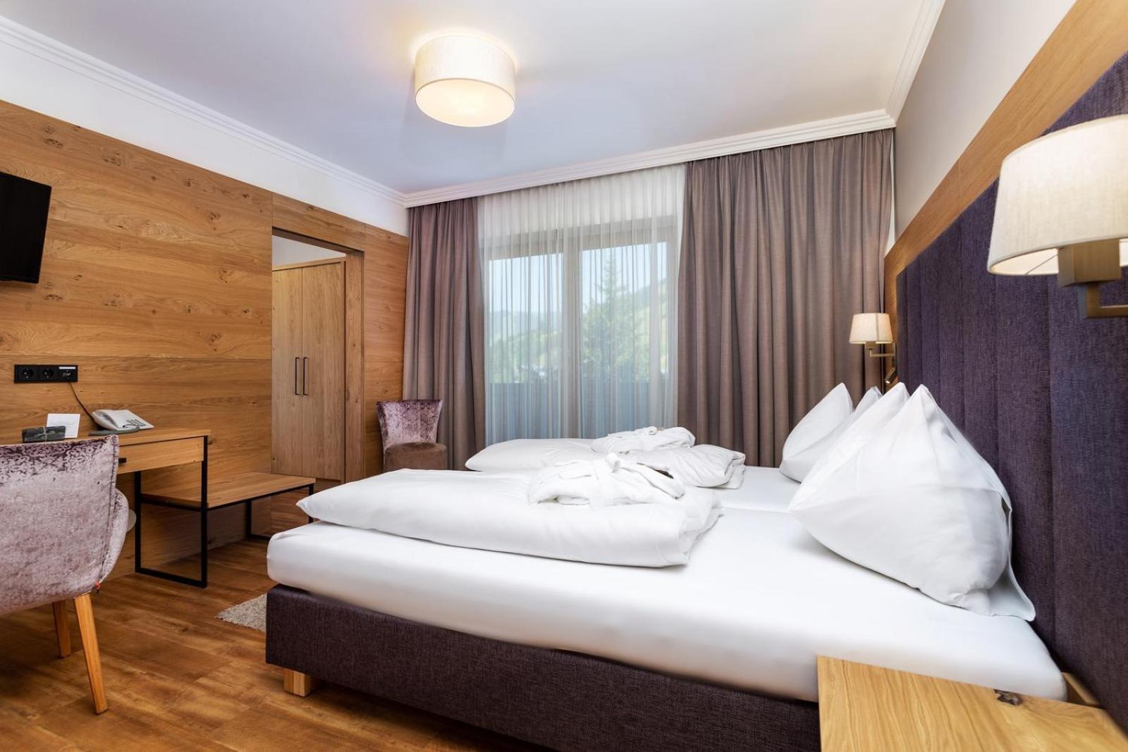 Hotel Sonnegg Заалбах-Хинтерглем Екстериор снимка