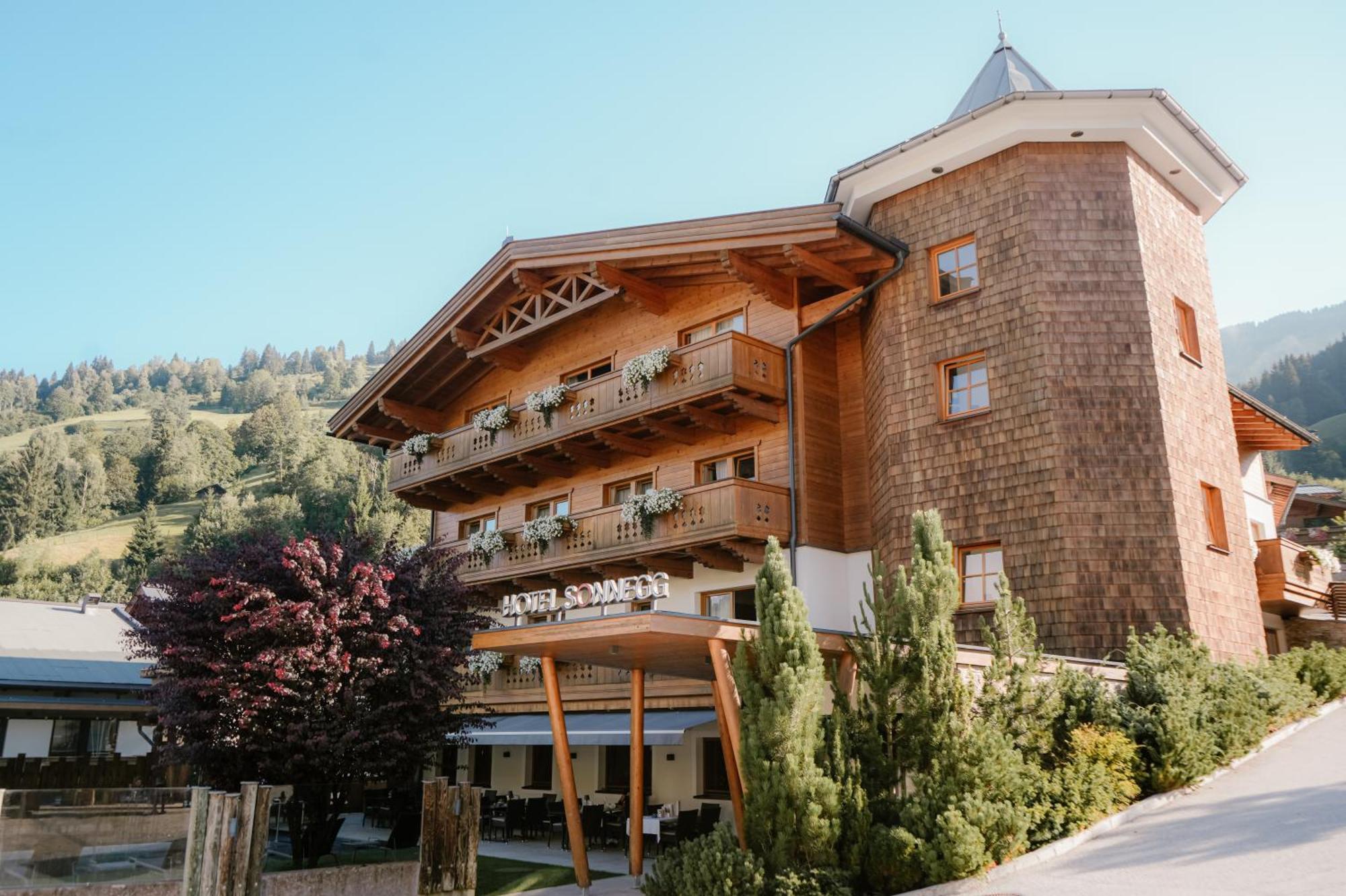 Hotel Sonnegg Заалбах-Хинтерглем Екстериор снимка