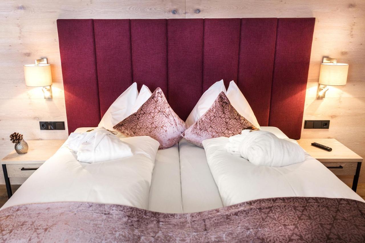Hotel Sonnegg Заалбах-Хинтерглем Екстериор снимка