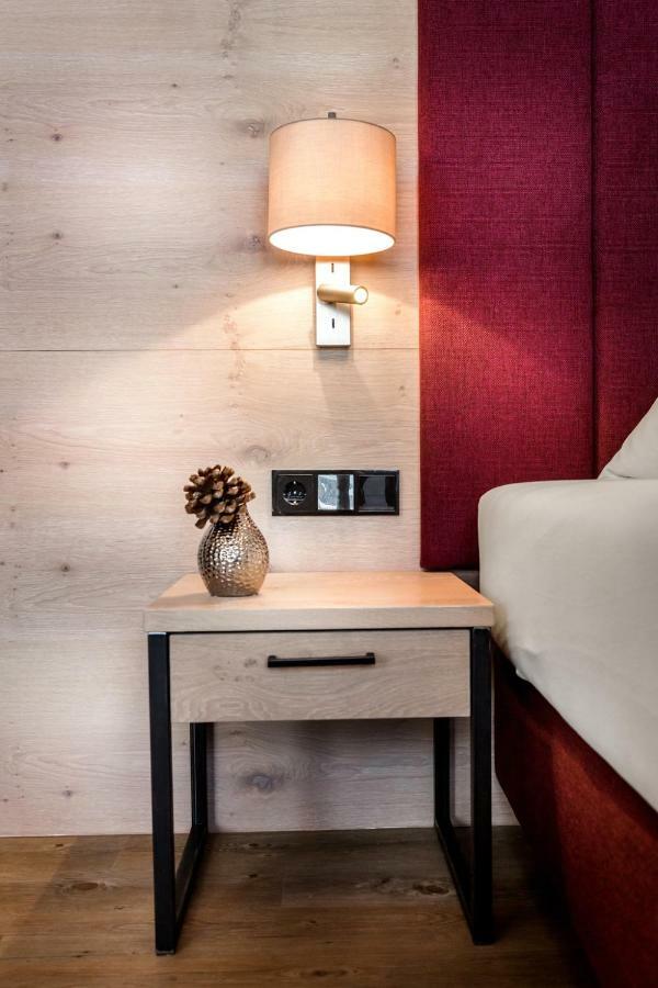 Hotel Sonnegg Заалбах-Хинтерглем Екстериор снимка